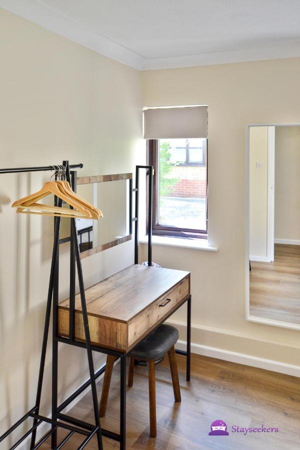 Station 1 Bed Apartment - Stayseekers Salisbury Kültér fotó